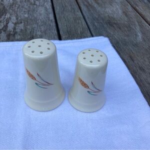 Cream Salt and Pepper Shakers Vintage Wheat design